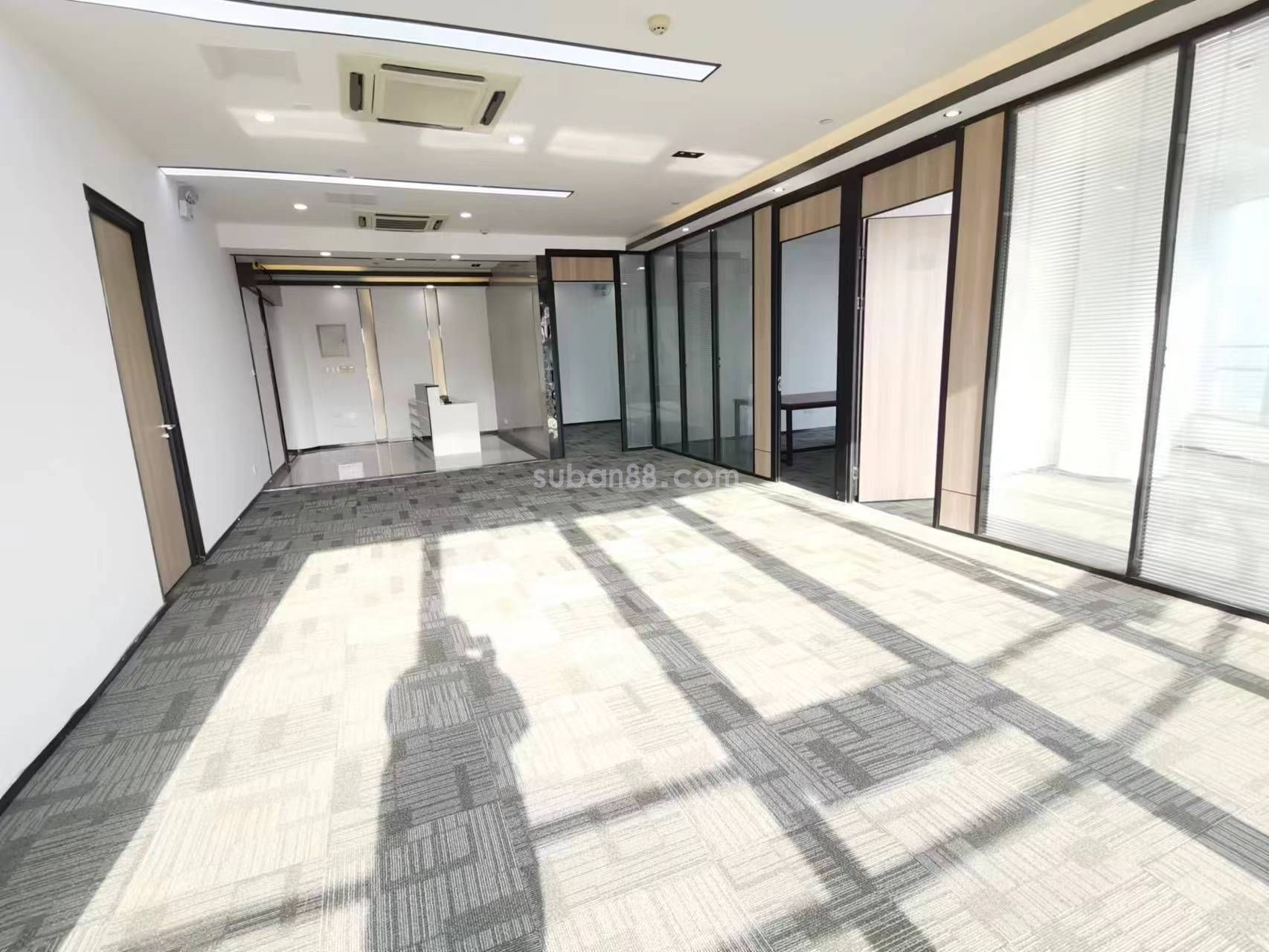 蘇州市 工業園區鳳凰國際大廈 甲級寫字樓 物業直招