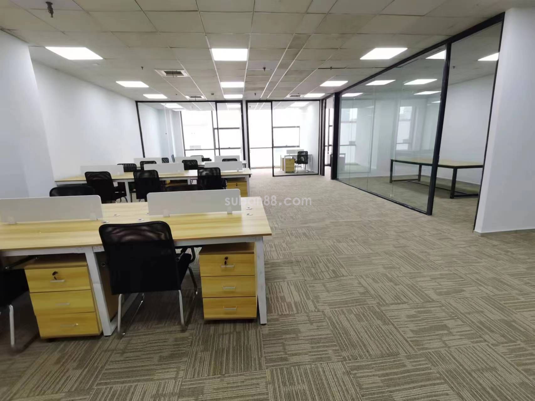 蘇州市工業園區中園大廈精裝招租